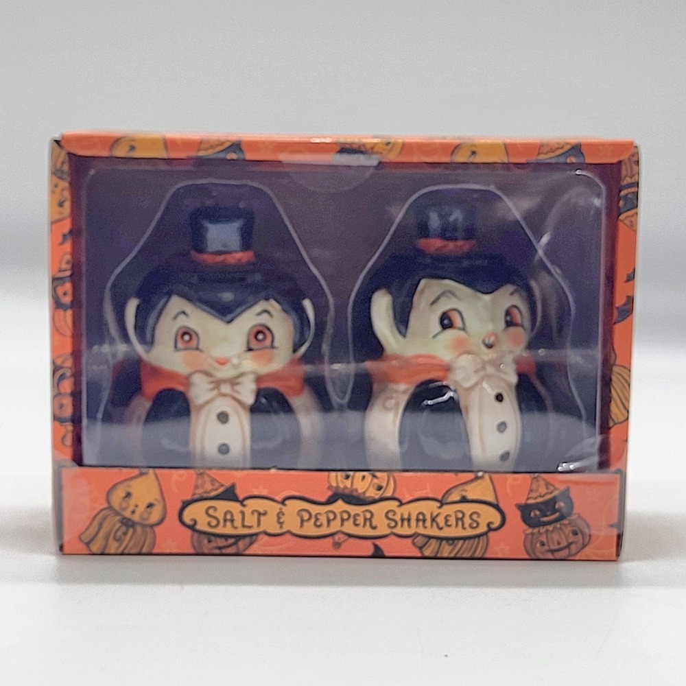 Johanna Parker Transpac Halloween Vampire Salt Pepper Shakers Set NEW